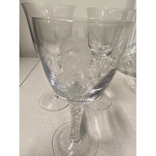 502 - Large selection of good quality vintage crystal - wine glasses, whisky glasses and decanters etc.
2 ... 