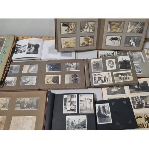 51 - 10 x antique photo albums and photographs.