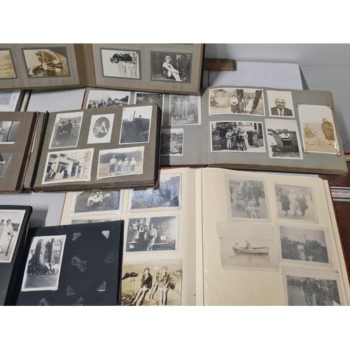 51 - 10 x antique photo albums and photographs.