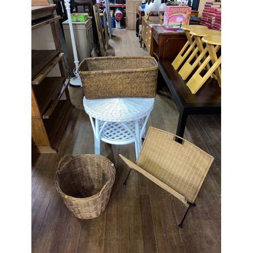 99 - Selection of wicker ware to include magazine rack and baskets etc.