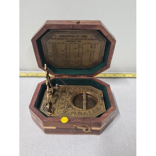 51 - Antique style F.Cox brass sundial compass in wooden case.