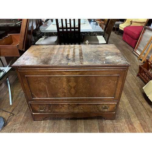 56 - Vintage wooden storage/blanket box with drawer.
95cm l x 49cm d x 71cm h