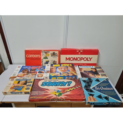 67 - Selection of vintage games to include I-Spy and Mr Pop etc.