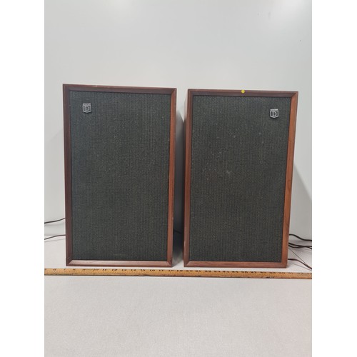 631 - Pair of vintage Dynatron speakers.