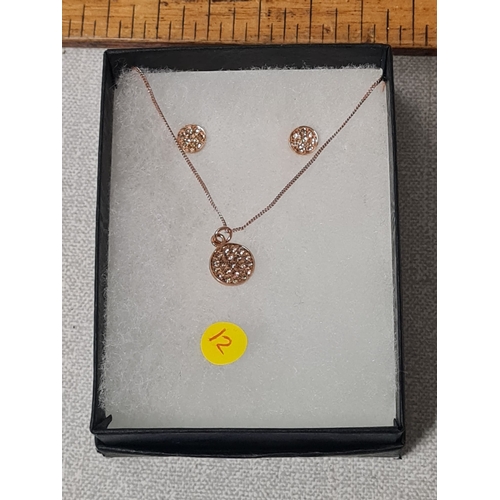 168 - Gold plate on silver chain, pendant and earring set