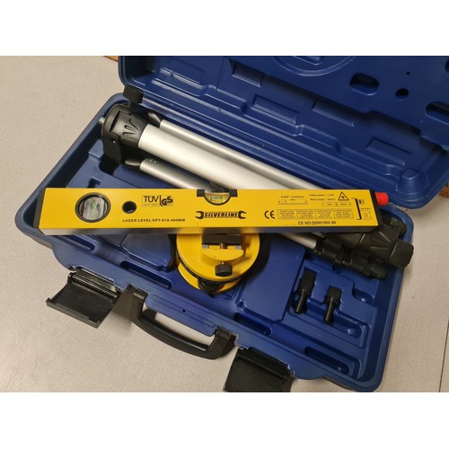 426 - Boxed Silverline laser level.