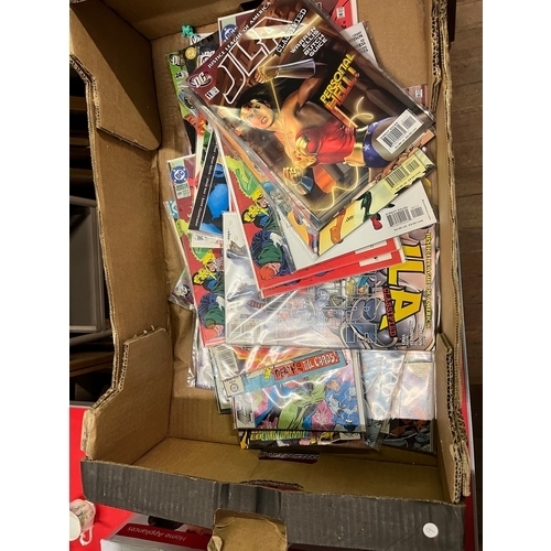 462 - Qty of 50 DC Comics.