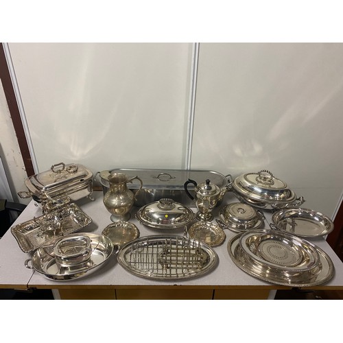 468 - Large qty of vintage plated ware to include servers and trays etc.