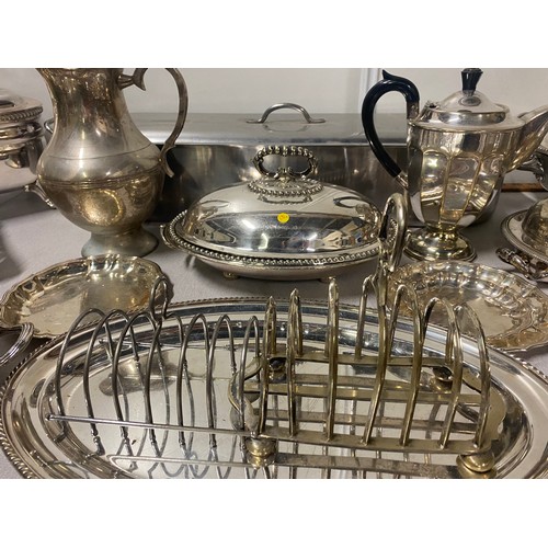 468 - Large qty of vintage plated ware to include servers and trays etc.