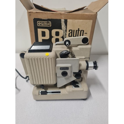 341 - Eumig P8 Automatic vintage film projector. Working.