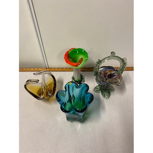 21 - 4 x Murano glass vases.