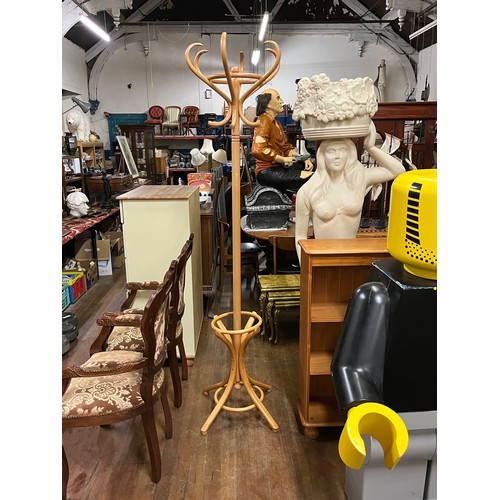 35 - Oak bent wood coat stand.