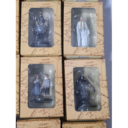 42 - Large qty of boxed die-cast LOTR figures.