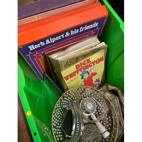 522 - Box of misc to include wall clock and vintage records.