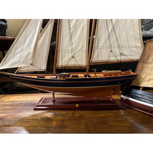 120 - Large model yacht along with 2 model boats.
83cm x 57cm