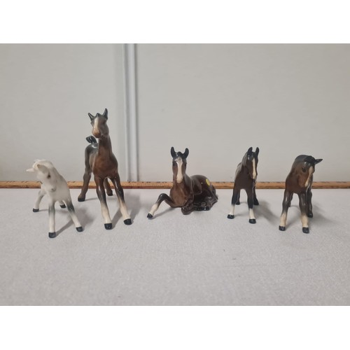 47 - 5 x Beswick foals.