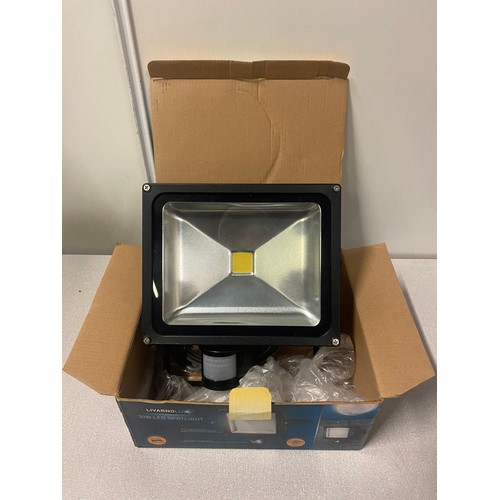 321 - New Boxed LED spotlight.