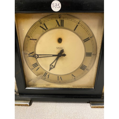 233 - Smiths art deco bakelite electric mantle clock. Working
16.5cm h