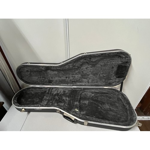 6 - Hiscox Liteflite guitar hard case.