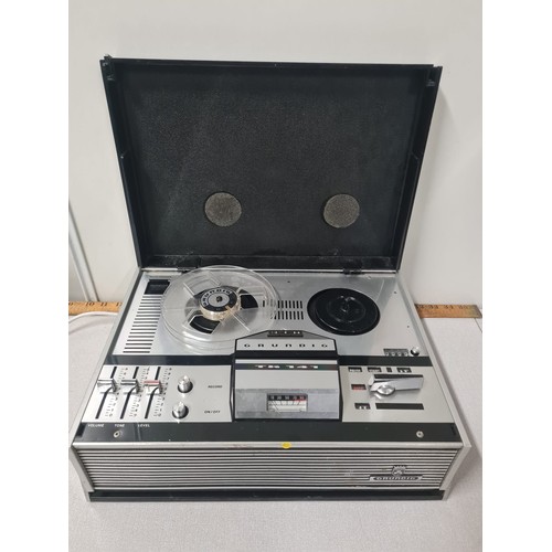 26 - Vintage Grundig Reel to Reel player.