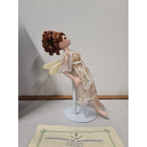 271 - Sheena Easton Angels touch collectables from the Seymour Mann series porcelain doll with original bo... 