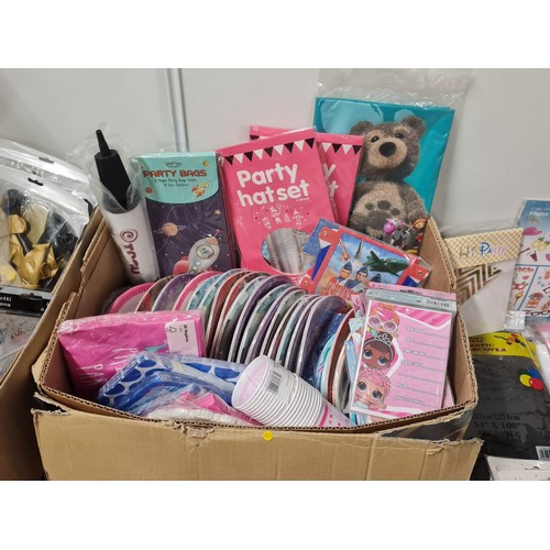 103 - Large qty of party items to include greetings cards, balloon kits, foil balloons, invites and banner... 