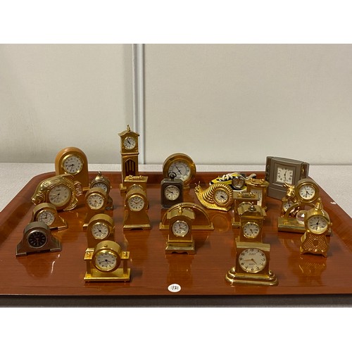 60 - Collection of miniature clocks.