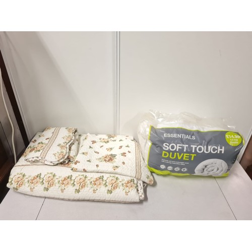 329 - New double duvet and double bed set.