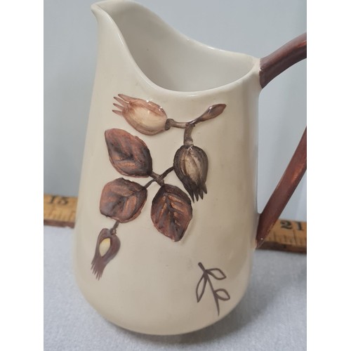 146 - Vintage Carlton Ware Australian design teaset to include toast rack etc