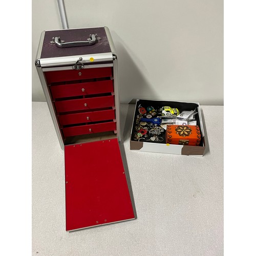 437 - 5 drawer jewellery box & box of misc