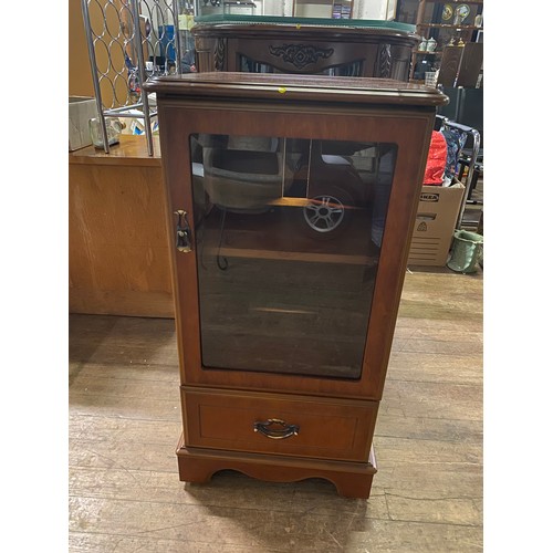 451 - Vintage entertainment unit.