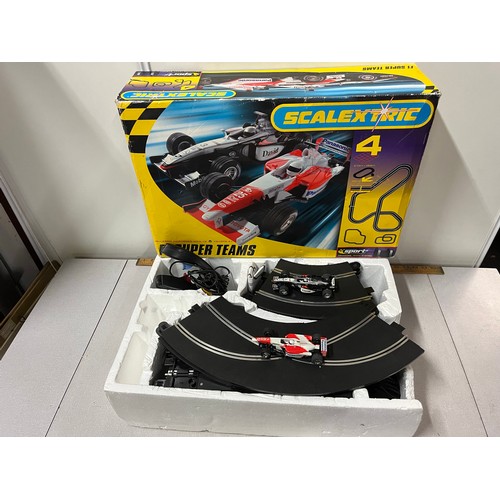 362 - Boxed Scalextric 4 F1 Super Teams.