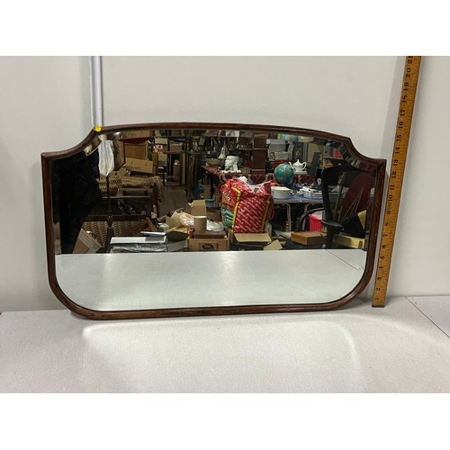 173 - Heavy vintage wood framed mirror.
87cm x 40cm