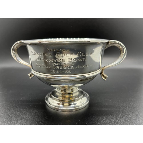 6 - Hallmarked solid silver two handled trophy cup. Dated 1934/35
157g
7cm h