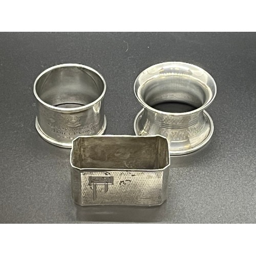 160 - 3 hallmarked silver napkin rings.
82g