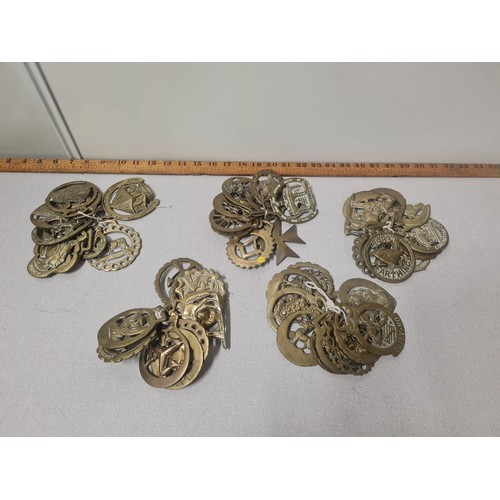 466 - Qty of 50 Horse brasses.