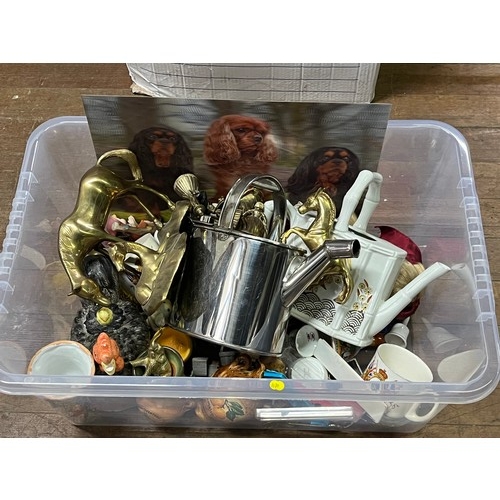 468 - Box of misc items to include brass horse, watering can and teapot etc.