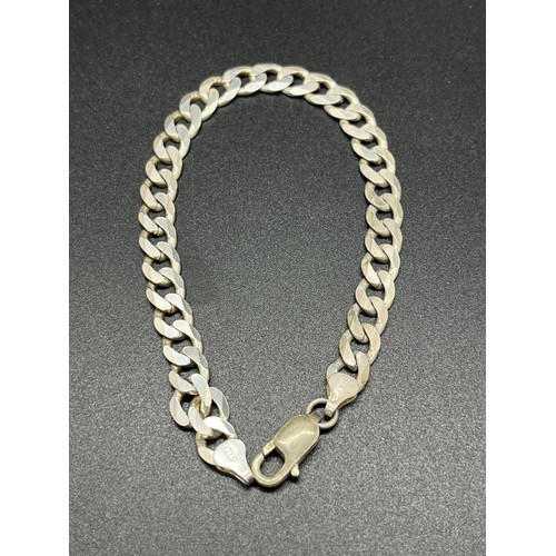 100C - silver curb bracelet