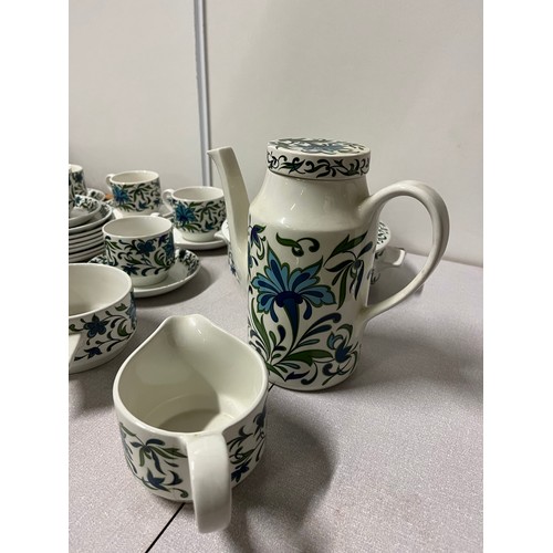 71 - Mid Century Midwinter Staffordshire dinner/tea set.