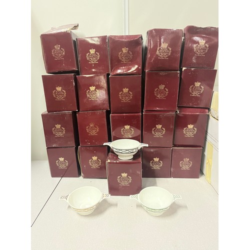 419 - Large quantity of Royal Grafton ceramic quaich's, boxed & unboxed.