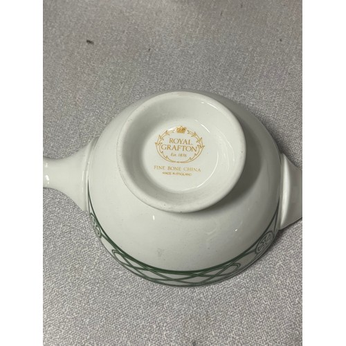 419 - Large quantity of Royal Grafton ceramic quaich's, boxed & unboxed.