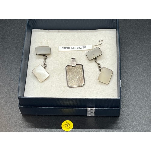 278 - pair of silver cufflinks & pendant