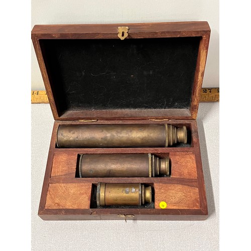 189 - 3 brass telescopes in wooden fitted box