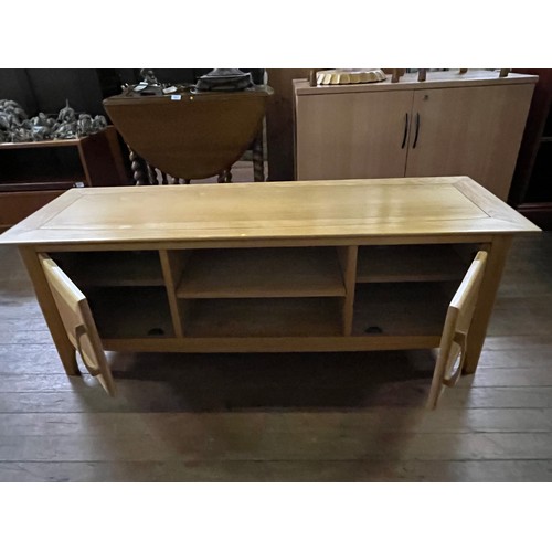 97 - solid oak entertainment unit
136cm l x 45cm d x 48cm h