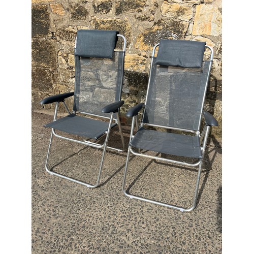 216 - 2 folding deck chairs