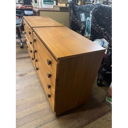 25 - pair of mid century chests of drawers
70cm x 72cm x 42cm