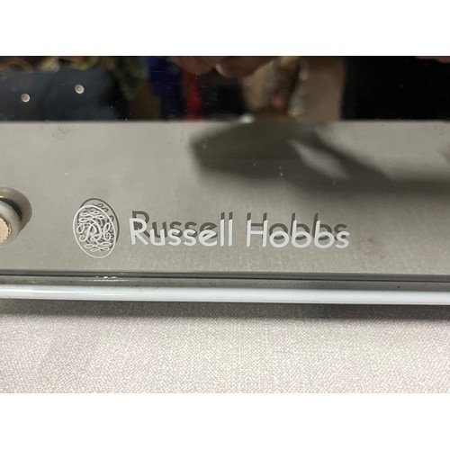 477 - Russell hobbs electric oven with 2 hobs.