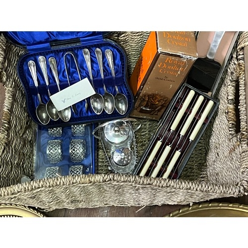 333 - selection of trays & cutlery etc