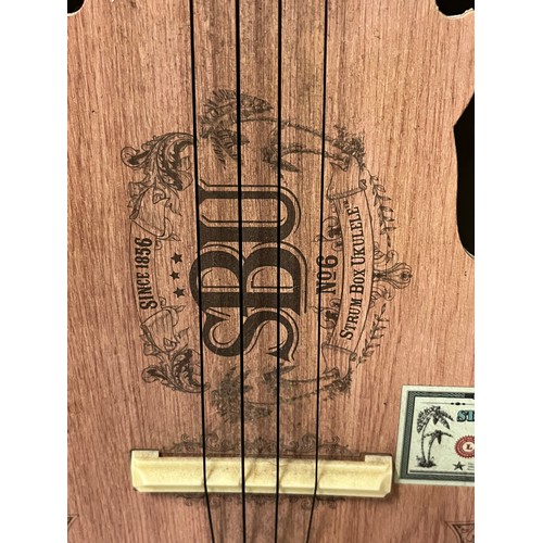 102 - Strum box ukulele No6.