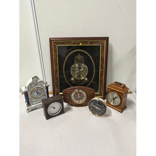 133 - 6 vintage clocks